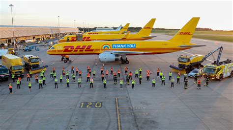 dhl express      workplaces   world dhl global