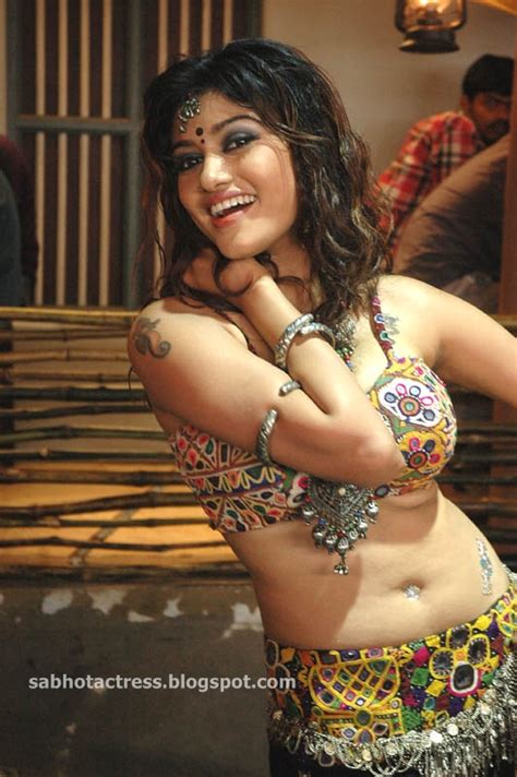 unseen tamil actress images pics hot actress oviya navel huge boobs hot images