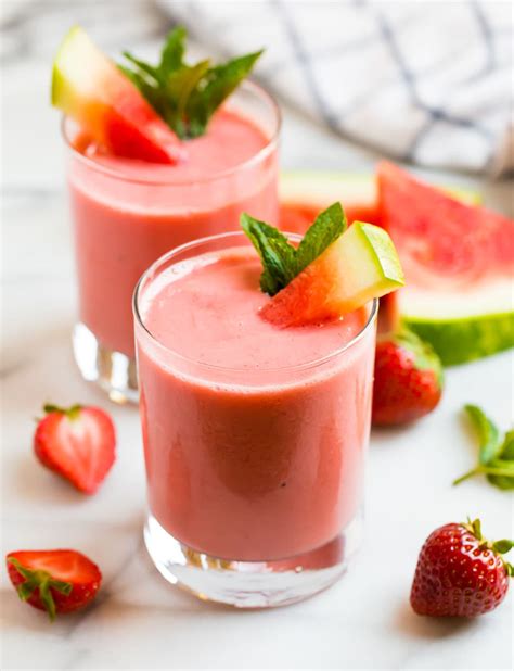 watermelon smoothie {easy and refreshing}