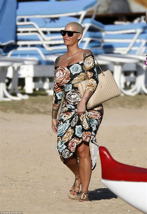 amber rose shows off her cleavage in hawaii daily mail online