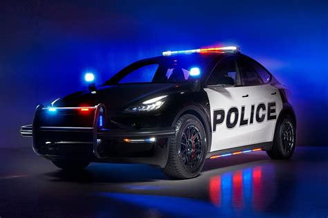 tesla model   car joins  generation  police cars carbuzz