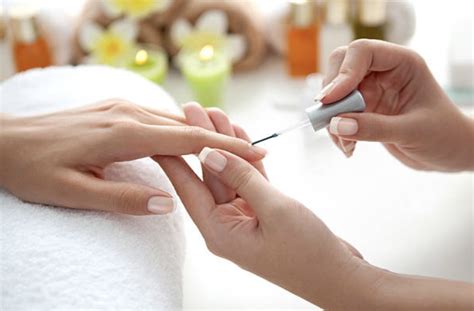 nails darya salon spa services nantucket