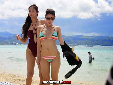Cewek Bikini Pantai Indonesia Viralkan