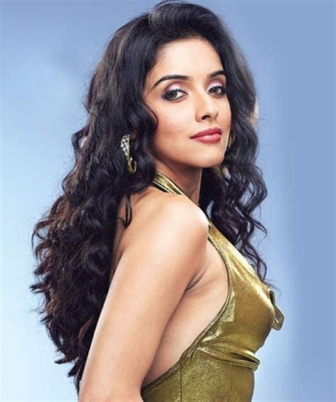 Asin Hot Images ~ Heart Of Bollywood