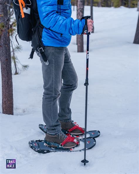 what is snowshoeing how to snowshoe [5 tips] gear list