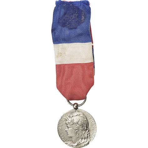 [ 554535] france médaille d honneur du travail medal 1983 very good