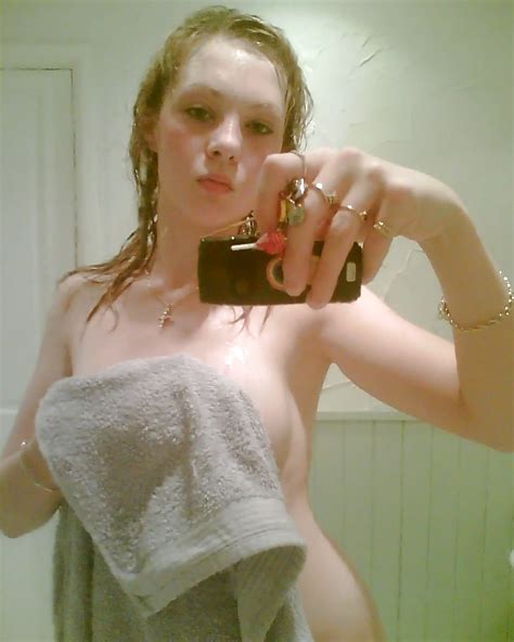 Blonde Naked Out Of Shower In Towel 8 Pics Xhamster