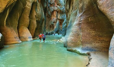 expert tips  remember  hiking  narrows  zion np