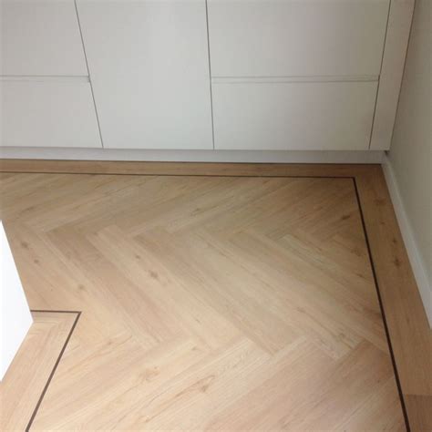 afbeeldingsresultaat voor pvc vloer houtlook vloeren keukenvloer bevloering