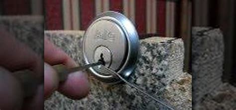 detect security pins  picking locks lock picking