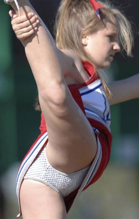 middle school cheerleaders upskirt