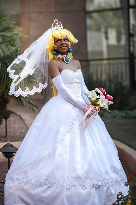 wedding princess peach  super mario odyssey cosplay