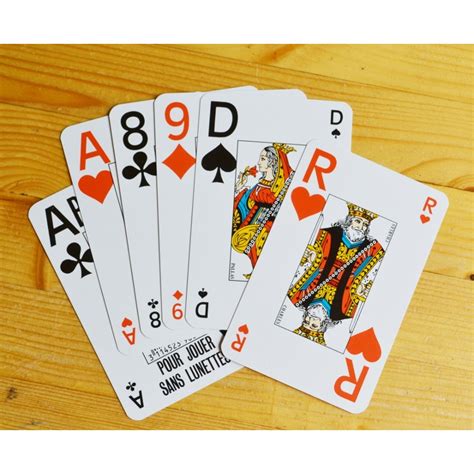 lot de  jeux de  cartes pour jouer sans lunettes taille classique