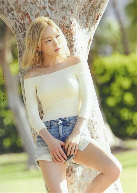 10 Times Girls Generation S Taeyeon Flaunted Her Sexy Shoulder Line