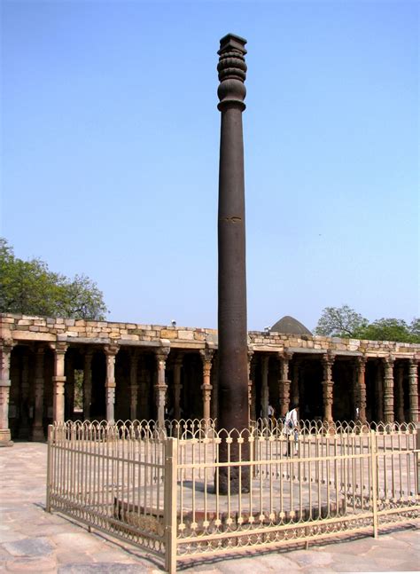 iron pillar rajasthan  pictures india  global geography
