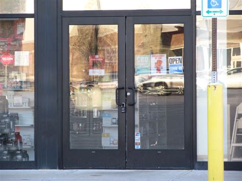 A Guide To Electric Locking For Pairs Of Aluminum Storefront Doors