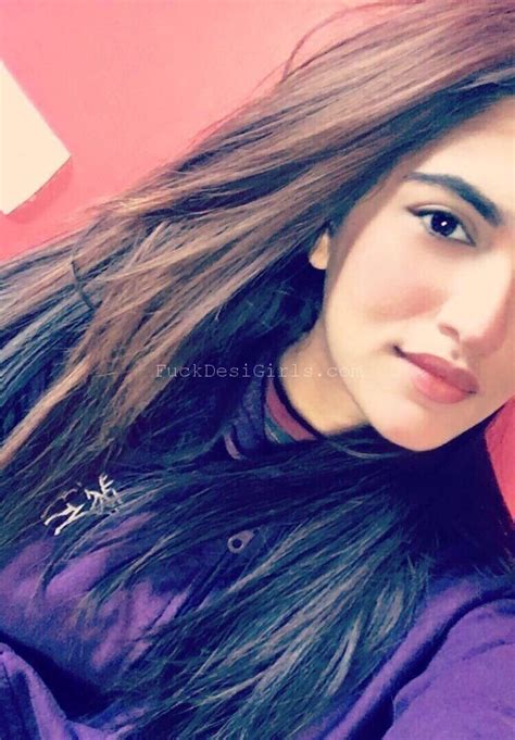 pakistani teen gf taking nude topless boobs snapchat selfies for bf 2018