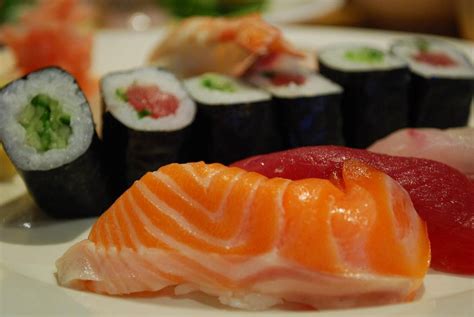 8 Different Types Of Sushi That You Must Try [japanese Cuisine]