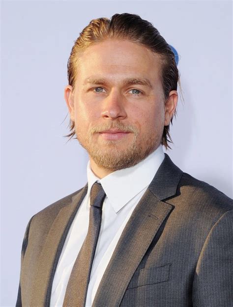 22 of the sexiest charlie hunnam pictures out there 12thblog