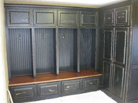 mudroom lockers   added space