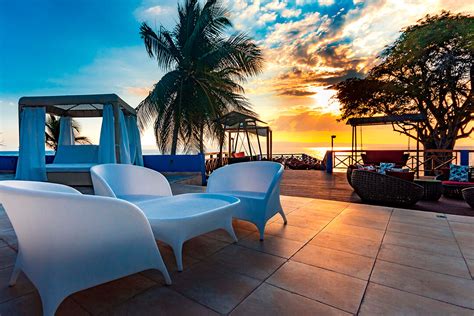 vacation resorts  haiti  inclusive royal decameron indigo