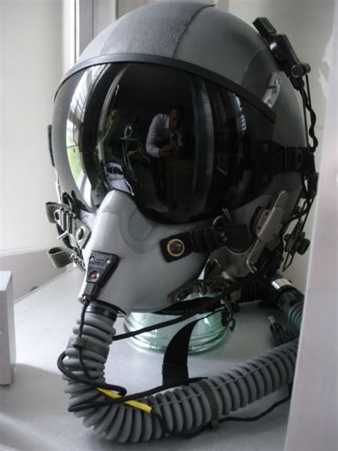 fighter pilot helmet google zoeken land  eternal sunset