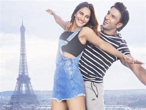 Ranveer Singh Vaani Kapoor To Launch Befikre Trailer At Eiffel Tower