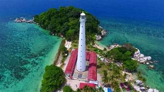 pulau lengkuas pulau eksotis  mercusuar bersejarah indian