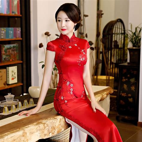 women chinese traditional dress red bridal wedding dress