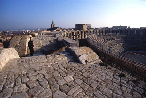 arles france theatres amphitheatres stadiums odeons ancient greek roman