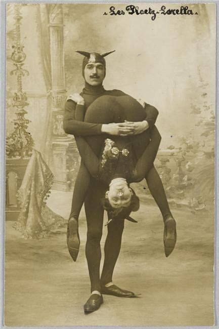 Old Circus Night Circus Vintage Circus Circus Acts Sideshow Freaks