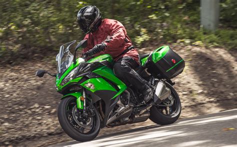 kawasaki ninja  abs  ride review rider magazine