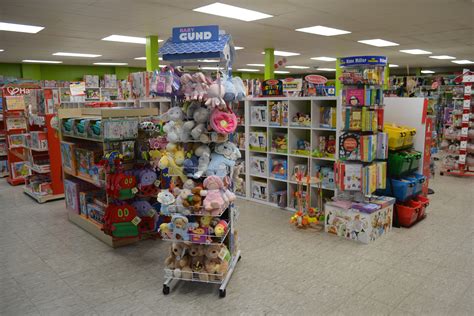 independent toy store moves  berlins main street