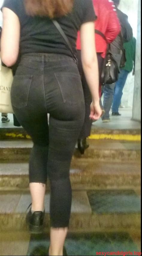 Hot Big Booty In Tight Jeans – Girl Walking Up The Stairs Creepshot