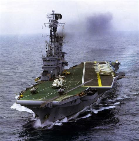 ara veinticinco de mayo     aircraft carrier   argentine