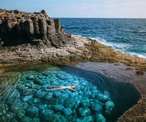 find  secret rock pool  fuerteventura  ginger wanderlust