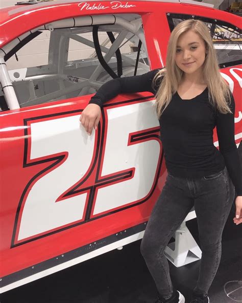 natalie decker female race car driver natalie alyn lind women drivers nhra drag racing