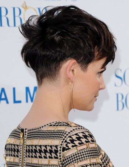 7 Ways To Style A Pixie Haircut As Modeled By Ginnifer
