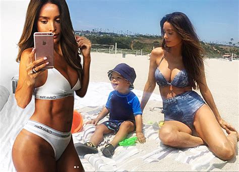 Fitness Blogger Who Is 8 Months Pregnant Still Has A Six Pack