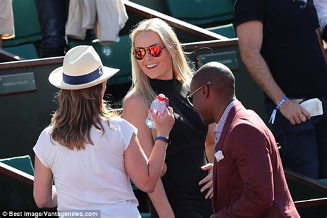 Lindsey Vonn And Kenan Smith Cuddle At French Tennis Open Daily Mail