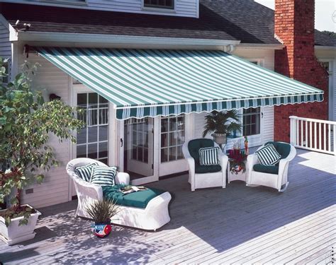 awnings canopies  signs  brooklyn  york images  pinterest canopies shade