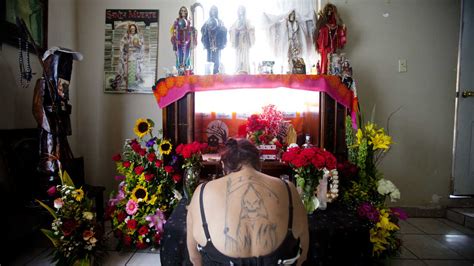 Saint Death Now Revered On Both Sides Of U S Mexico Frontier