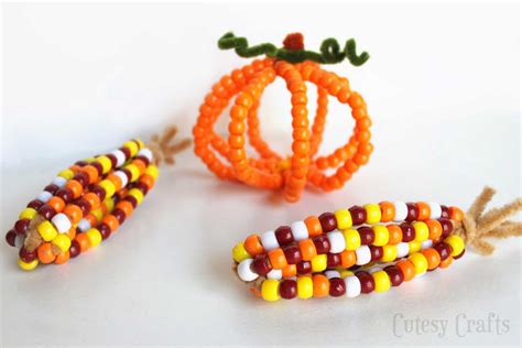 fun thanksgiving crafts  kids readers digest