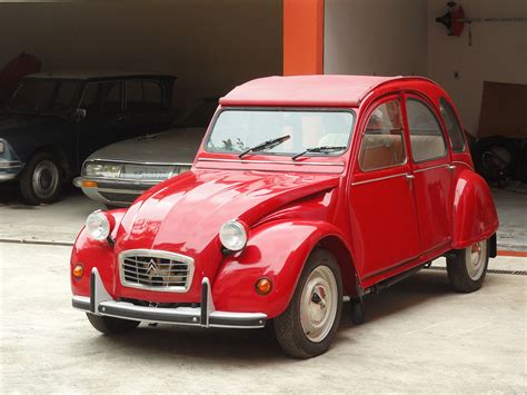 small classic cars  helped  put europe  wheels wheel
