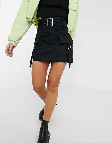 bershka mini rok met riem en utility zakken  zwart asos