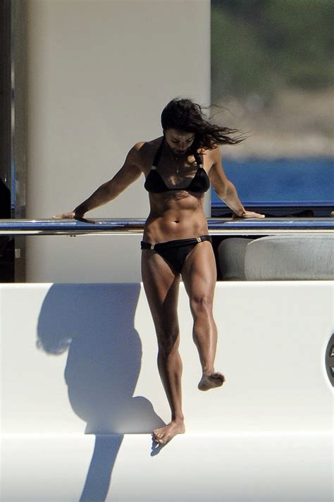 michelle rodriguez legs naked body parts of celebrities