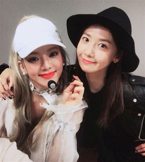 Snsd Yoona Came To Support Hyoyeon S Solo Debut On Music Core Girls