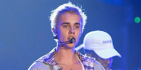 Justin Bieber Gives Long Speech At Nightclub Justin