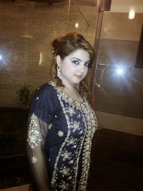 pakistani hot desi girls in shalwar kameez on home photos desi girls pinterest shalwar