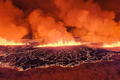 iceland volcano update magma nearing eruption levels